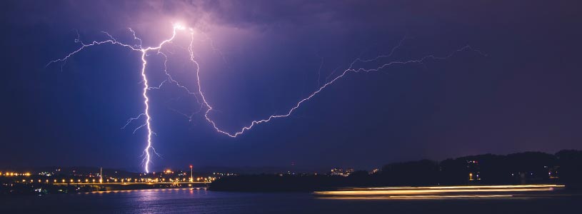 Top 40+ imagen upwards lightning strikes
