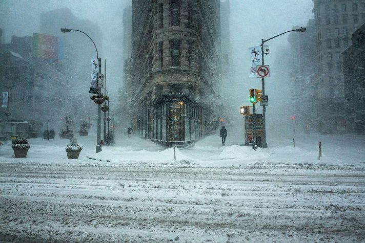  Michele Palazzo - 'Flatiron Building in the Blizzard'